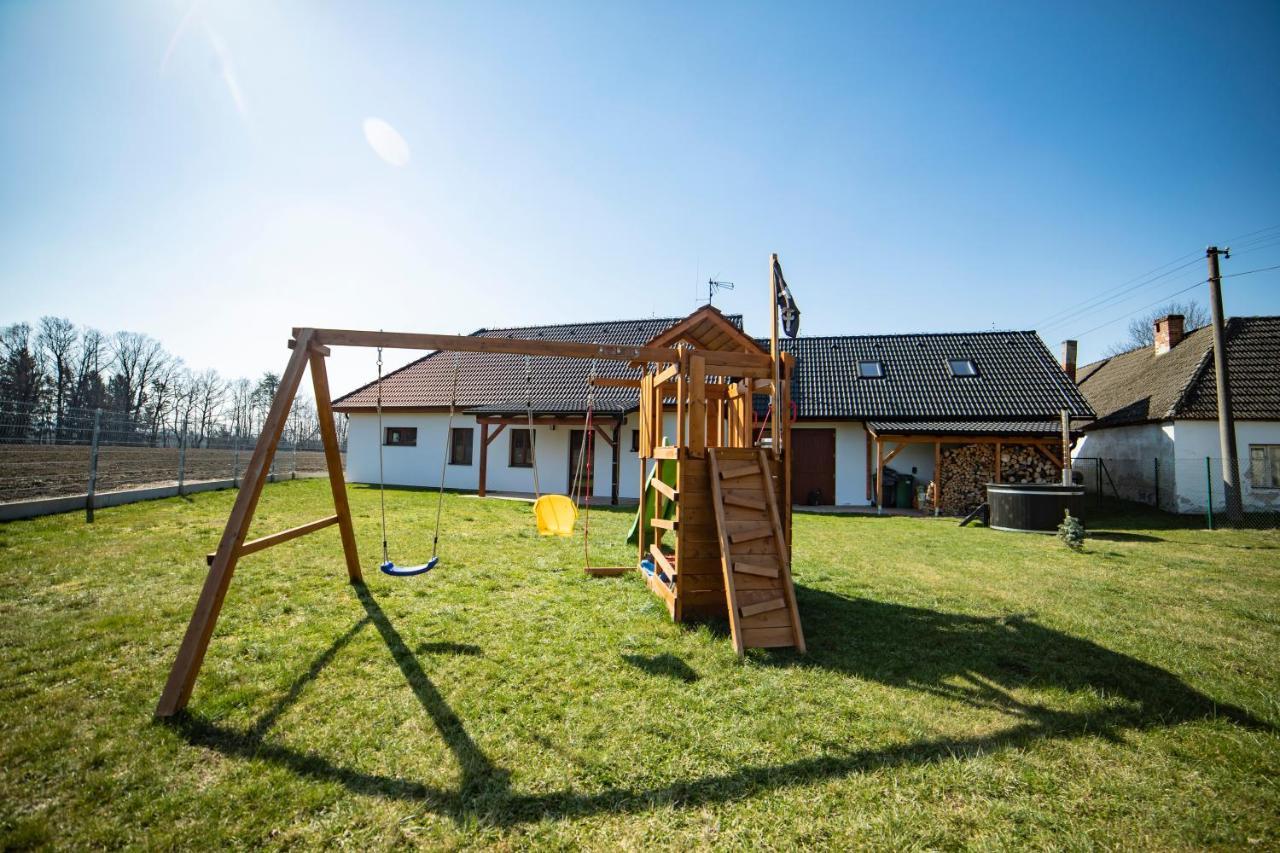 Apartman Dvorce Stráž nad Nežárkou Buitenkant foto